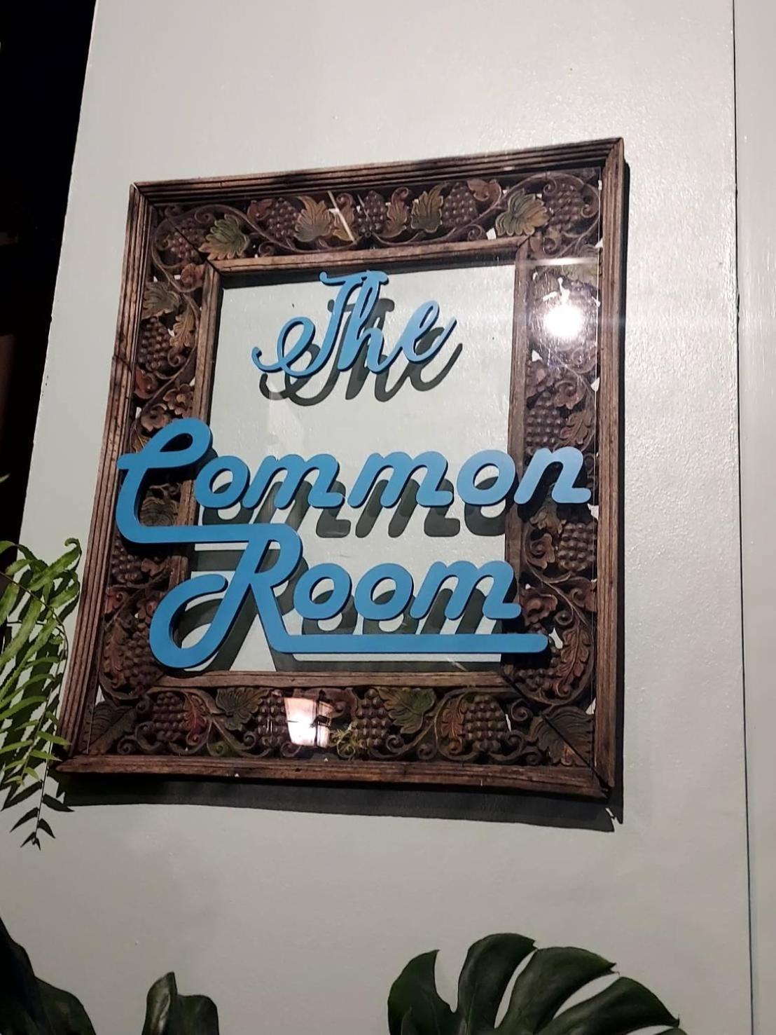 The Commonroom Cnx Chiang Mai Exteriör bild