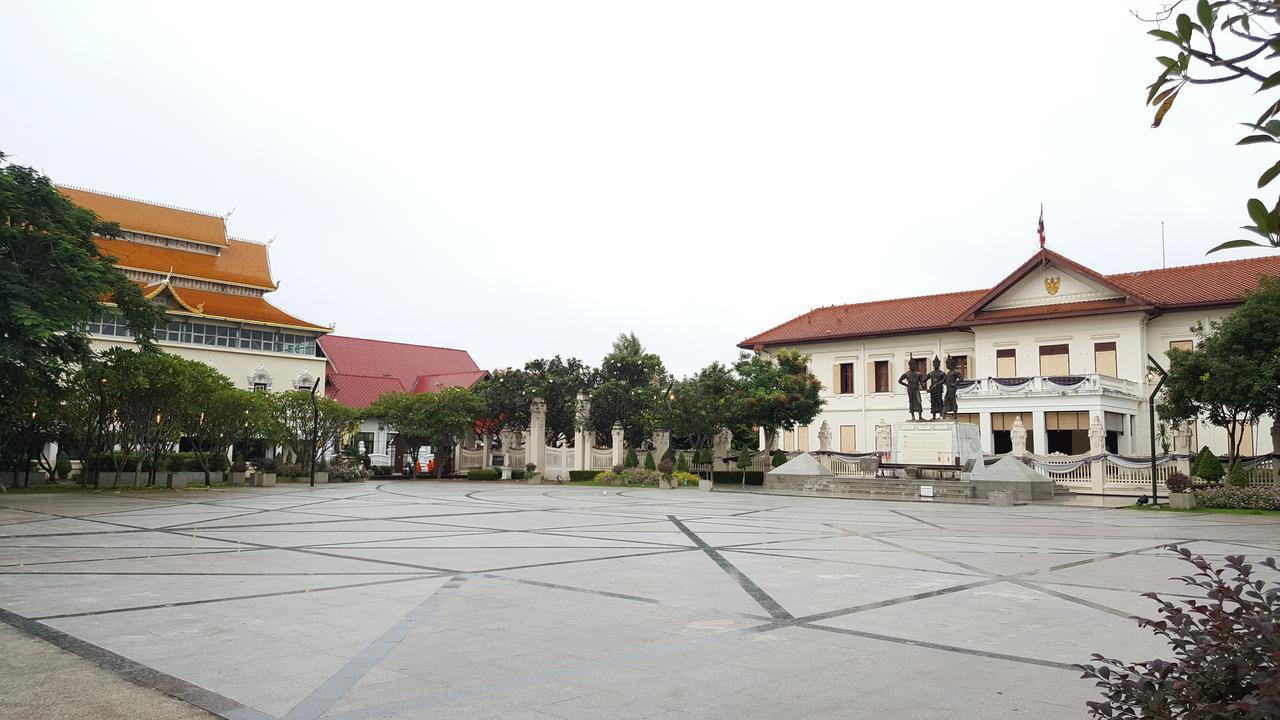 The Commonroom Cnx Chiang Mai Exteriör bild