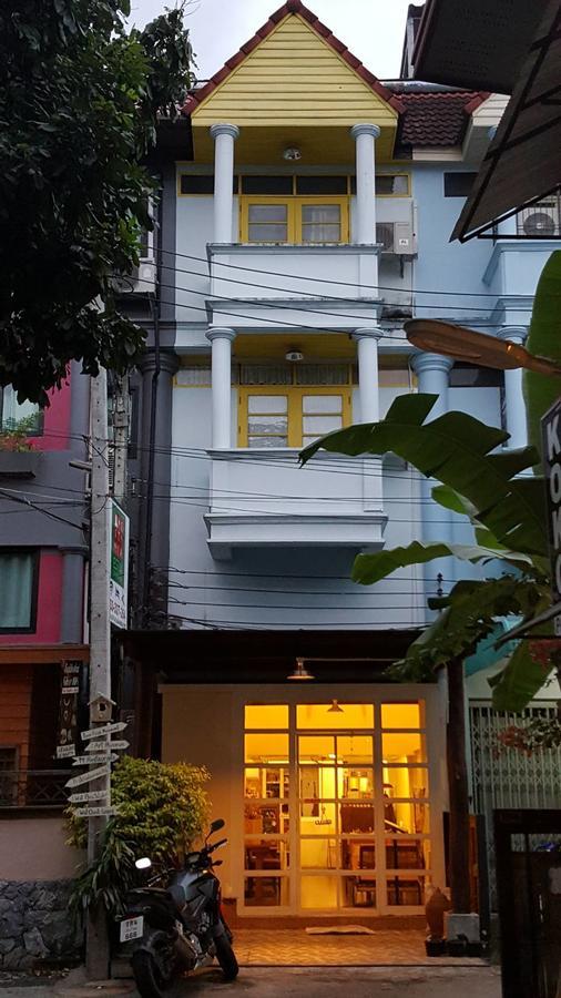The Commonroom Cnx Chiang Mai Exteriör bild