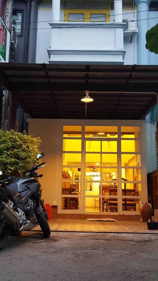 The Commonroom Cnx Chiang Mai Exteriör bild